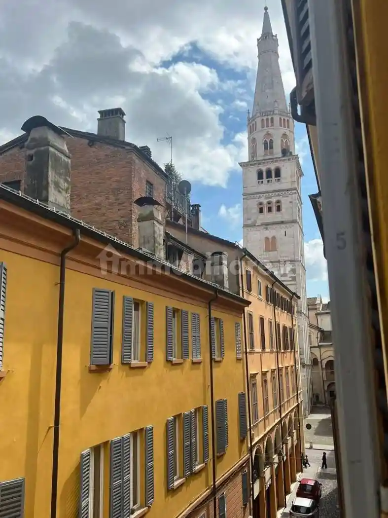 Appartamento in vendita a Modena