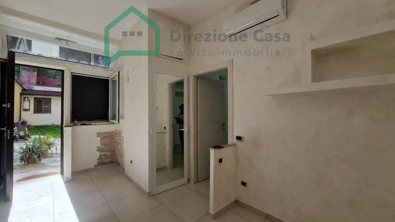 Appartamento in affitto a Napoli