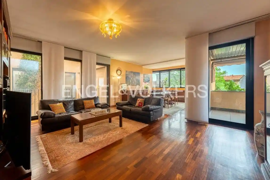 Appartamento in vendita a Saronno