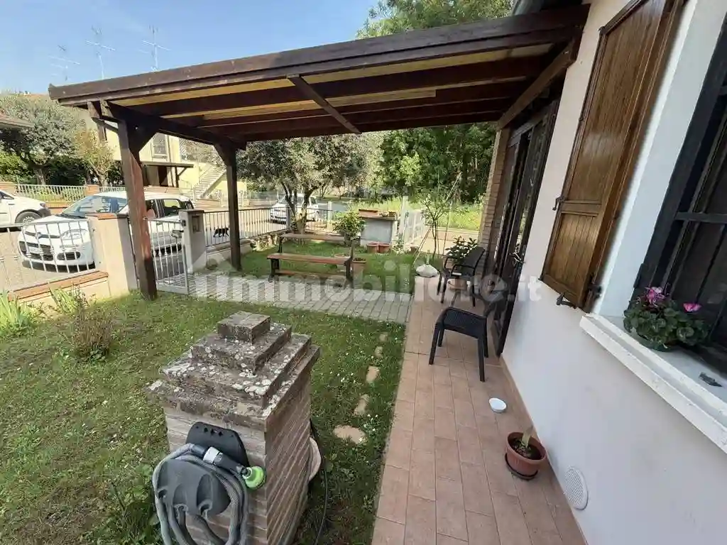 Villetta a schiera - foto 2