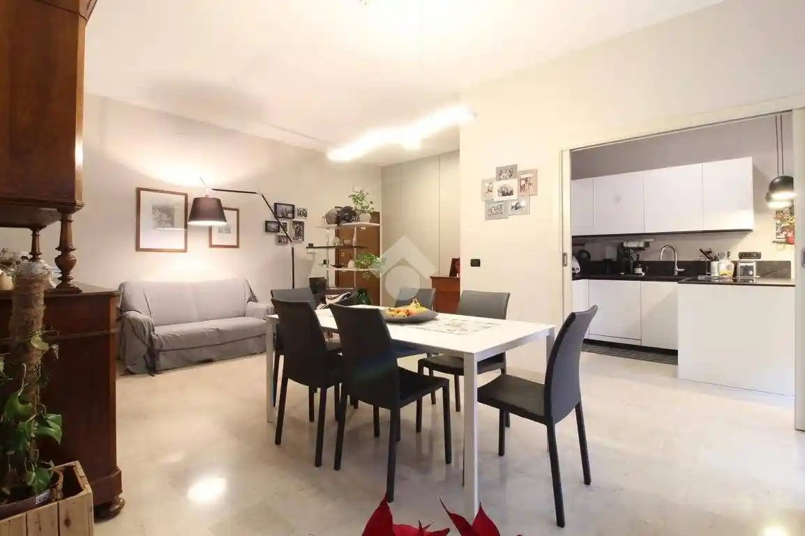 Appartamento in vendita a Reggio Emilia