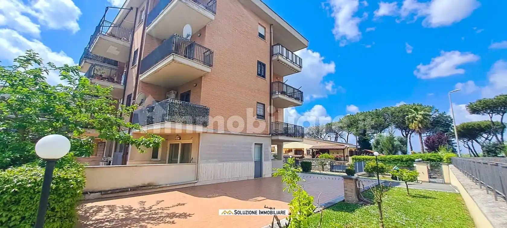 Appartamento in vendita a Roma