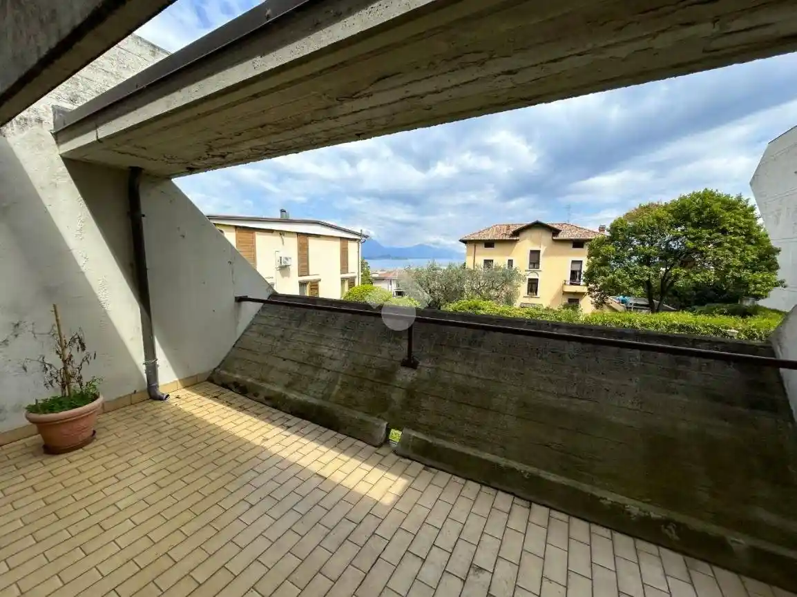 Appartamento in vendita a Desenzano del Garda
