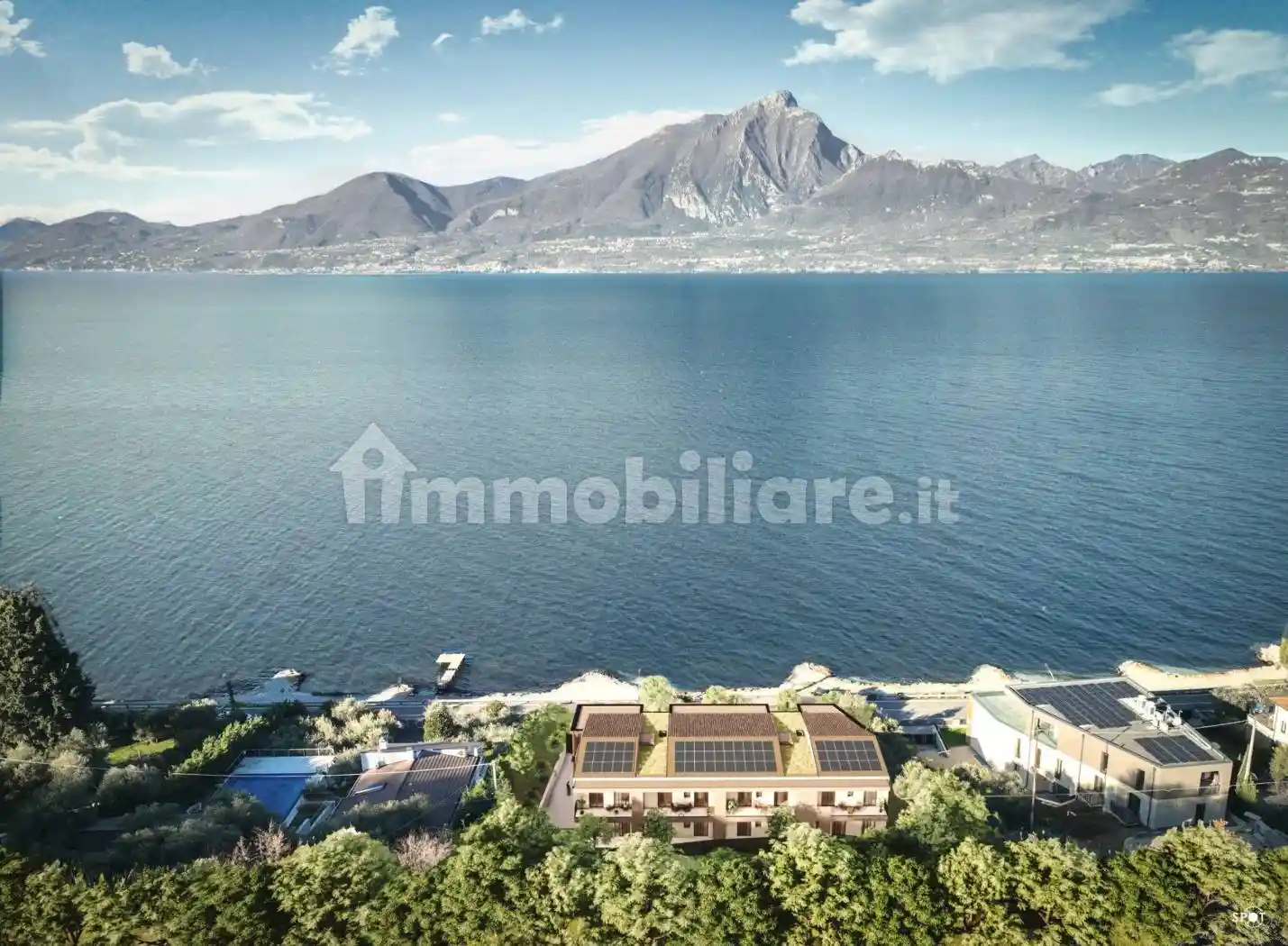 Appartamento in vendita a Torri del Benaco