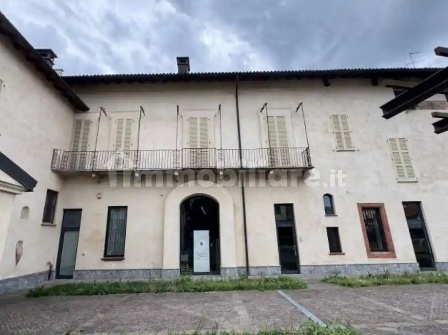 Appartamento in vendita a Locate di Triulzi