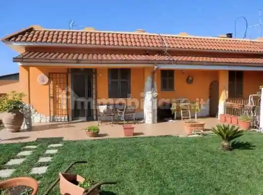 Villetta a schiera in vendita a Anzio