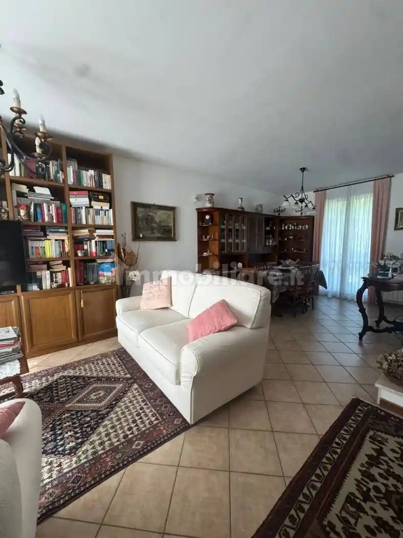 Villa in vendita a Torrevecchia Pia