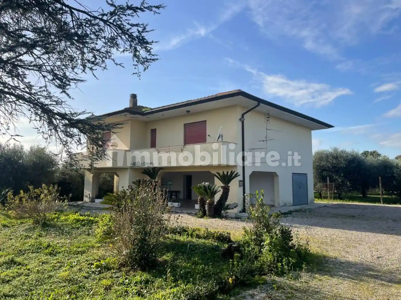 Casa indipendente in vendita a Latina