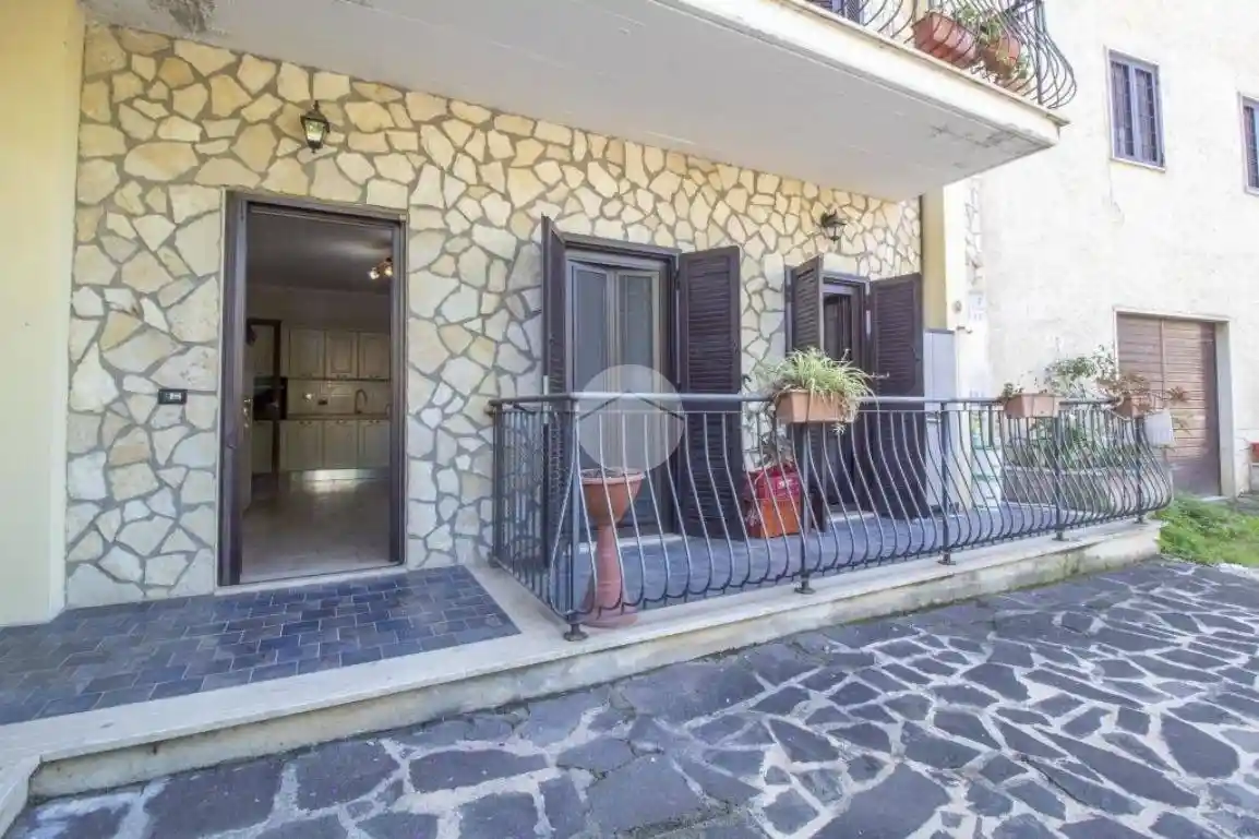 Appartamento in vendita a Marcellina