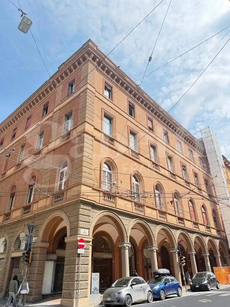 Appartamento in vendita a Bologna