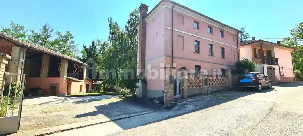 Casa indipendente in vendita a Montesegale