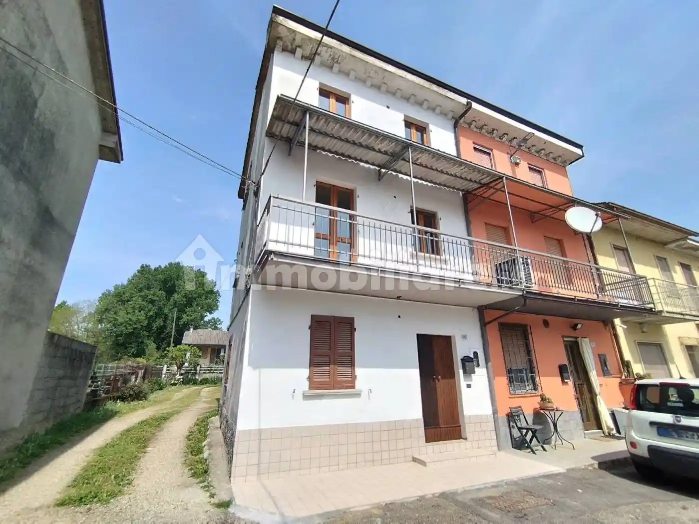 Casa indipendente in vendita a Torre d'Arese