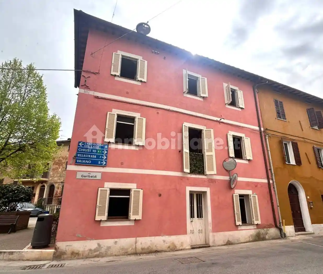 Casa indipendente in vendita a Castiglione del Lago