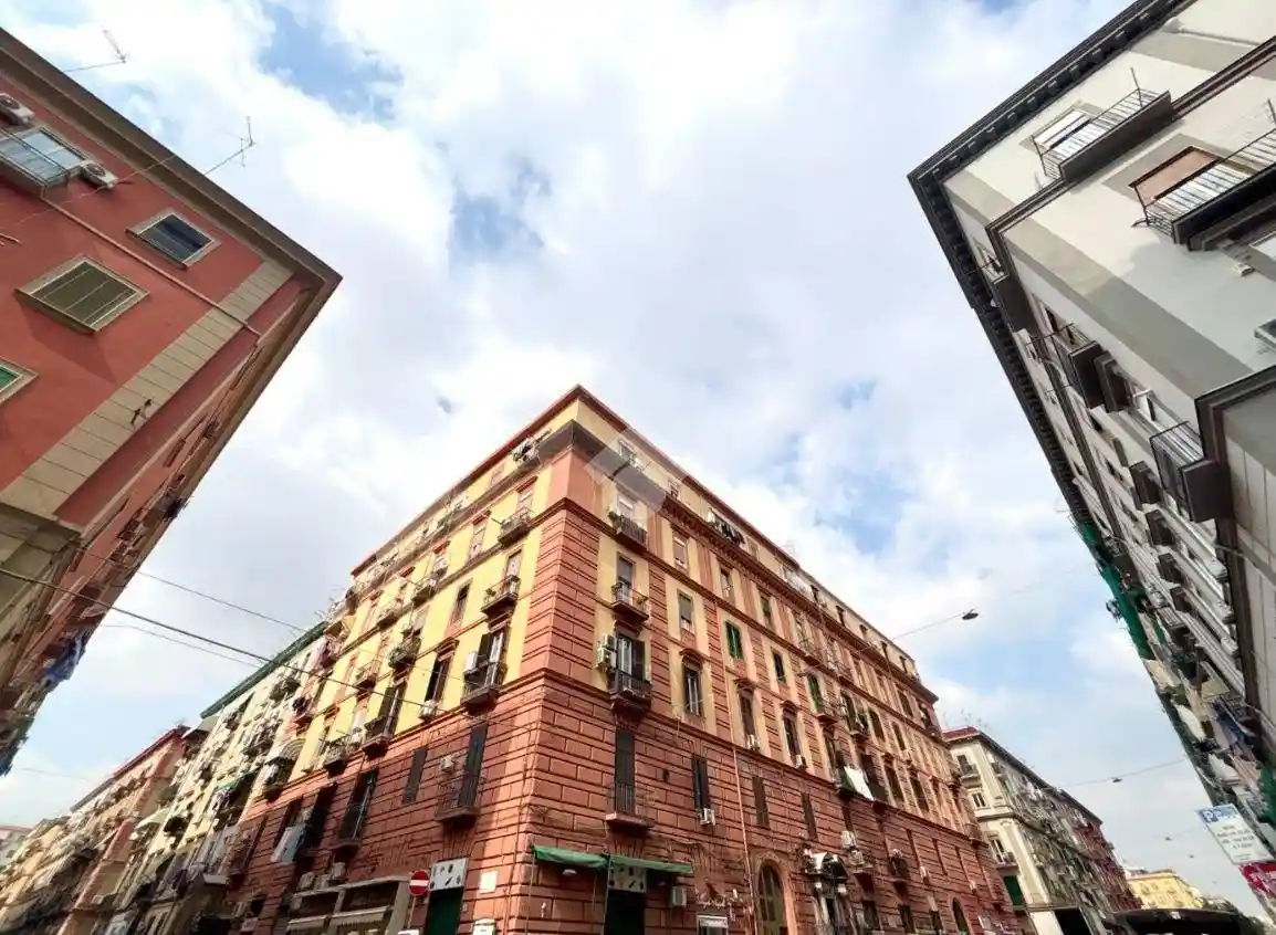 Appartamento in vendita a Napoli