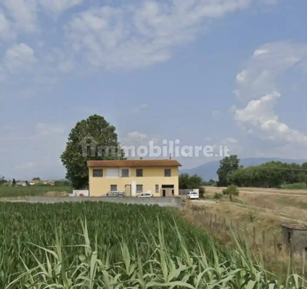 Casa indipendente in vendita a Ponte Buggianese