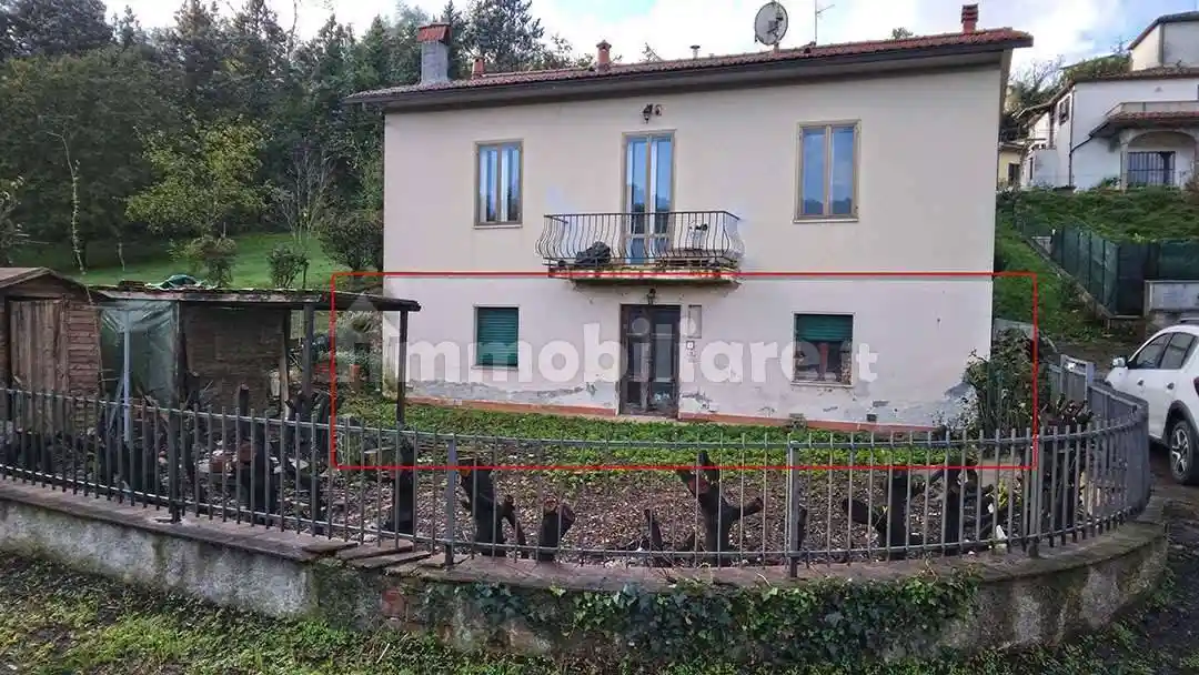 Appartamento in vendita a Bucine