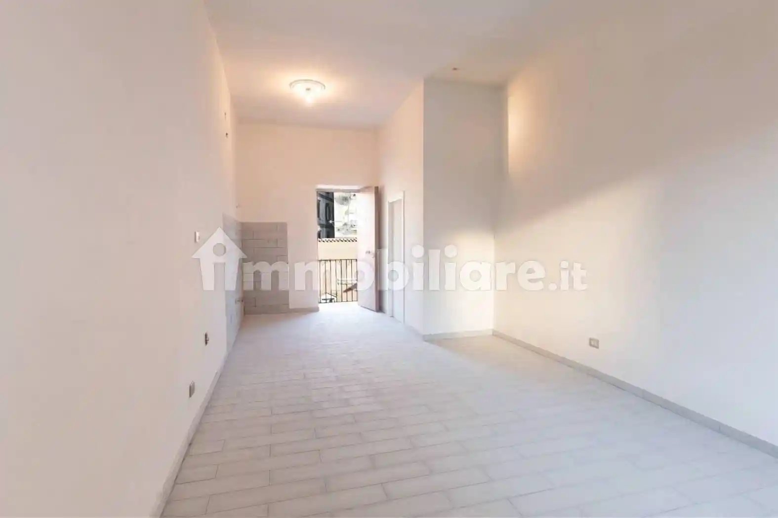 Appartamento in affitto a Napoli