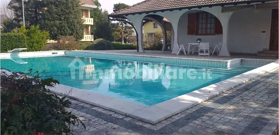 Villa in vendita a Verderio