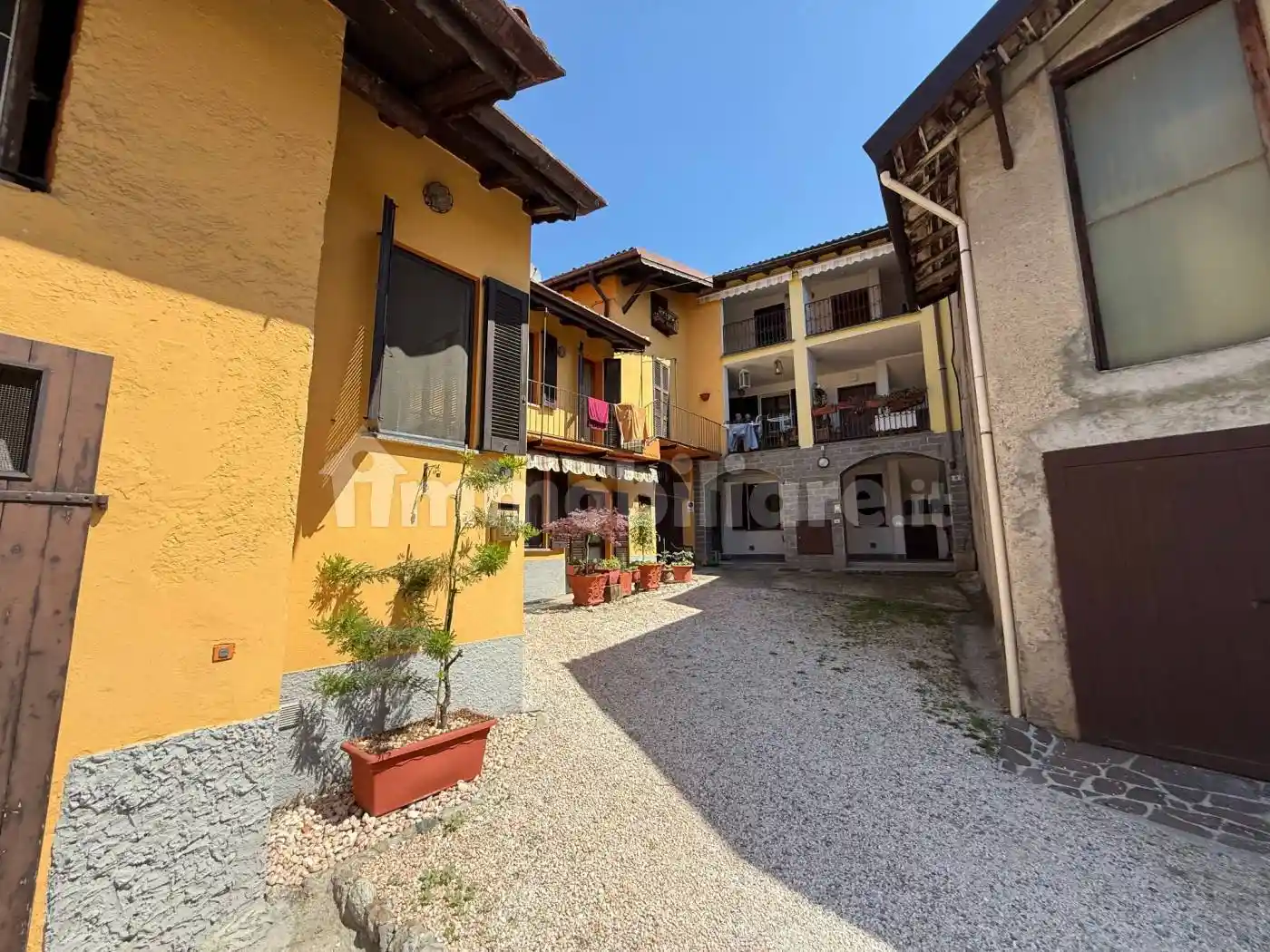 Appartamento in vendita a Eupilio