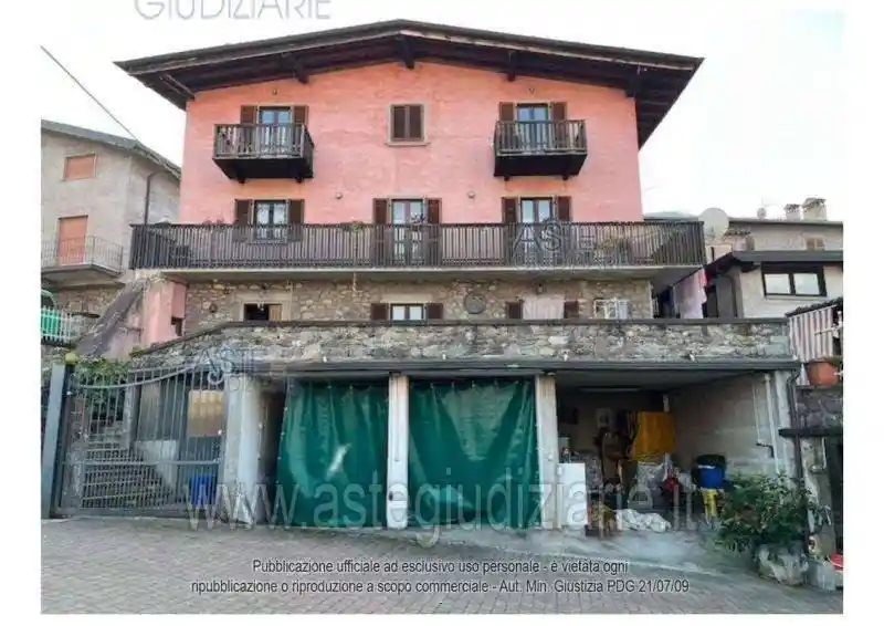 Appartamento in vendita a Artogne