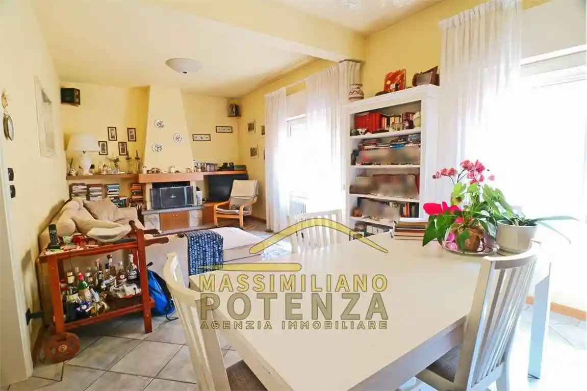 Casa indipendente in vendita a Montecatini-Terme