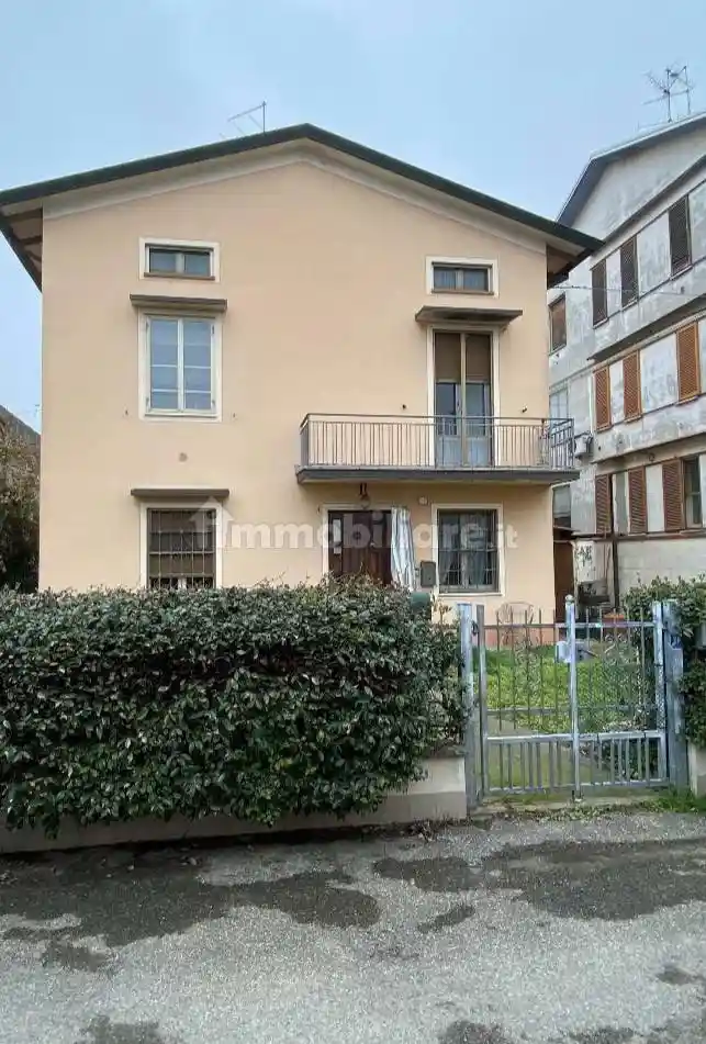 Casa indipendente in vendita a Polesine Zibello