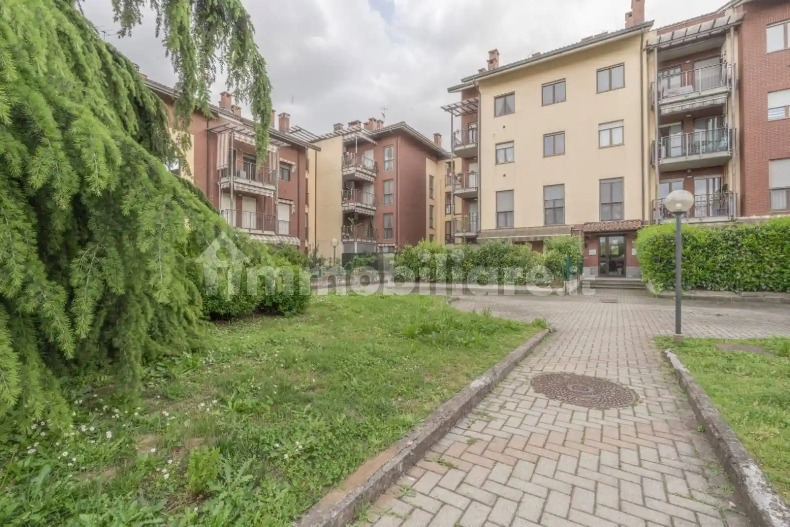 Appartamento in vendita a Trofarello