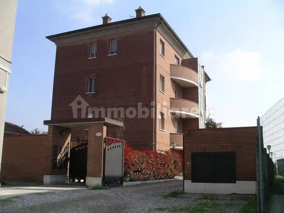 Appartamento in affitto a Ferrara
