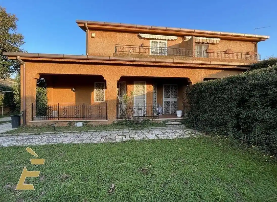 Villetta a schiera in vendita a Ardea