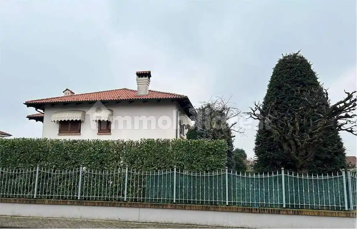 Villa in vendita a Bruino