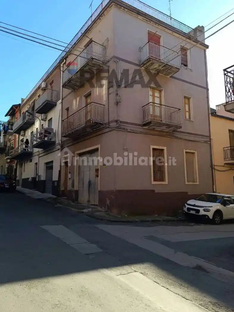Casa indipendente in vendita a Ramacca