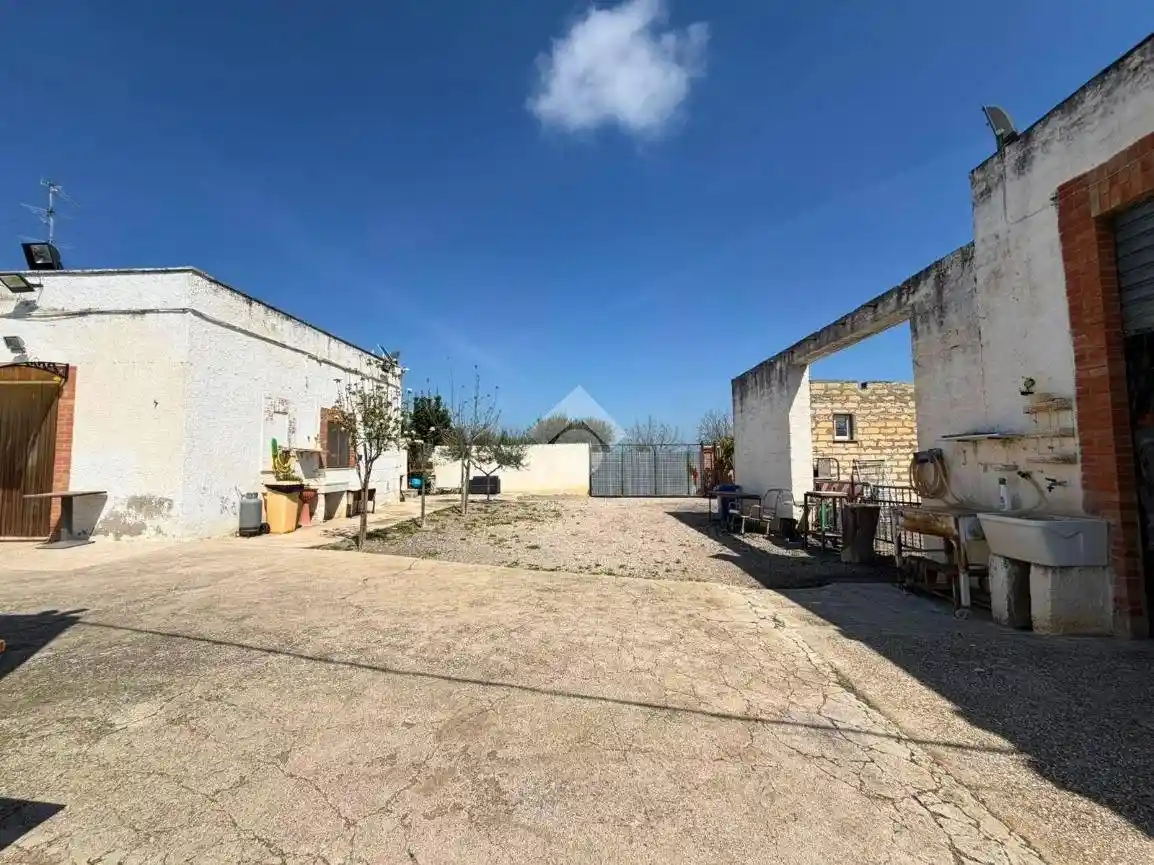 Rustico - Casale in vendita a Lucera