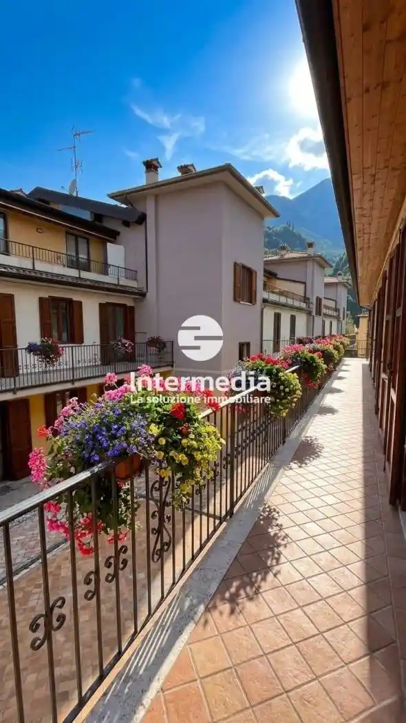 Appartamento in vendita a Toscolano-Maderno
