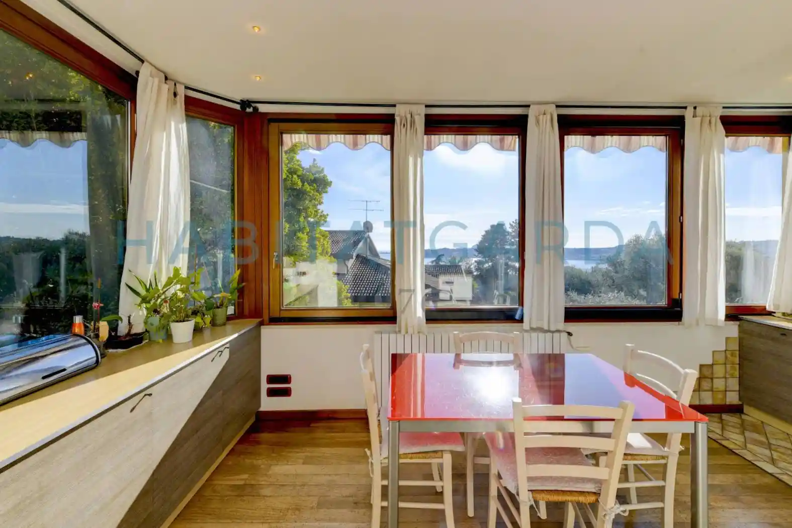 Appartamento in vendita a Gardone Riviera