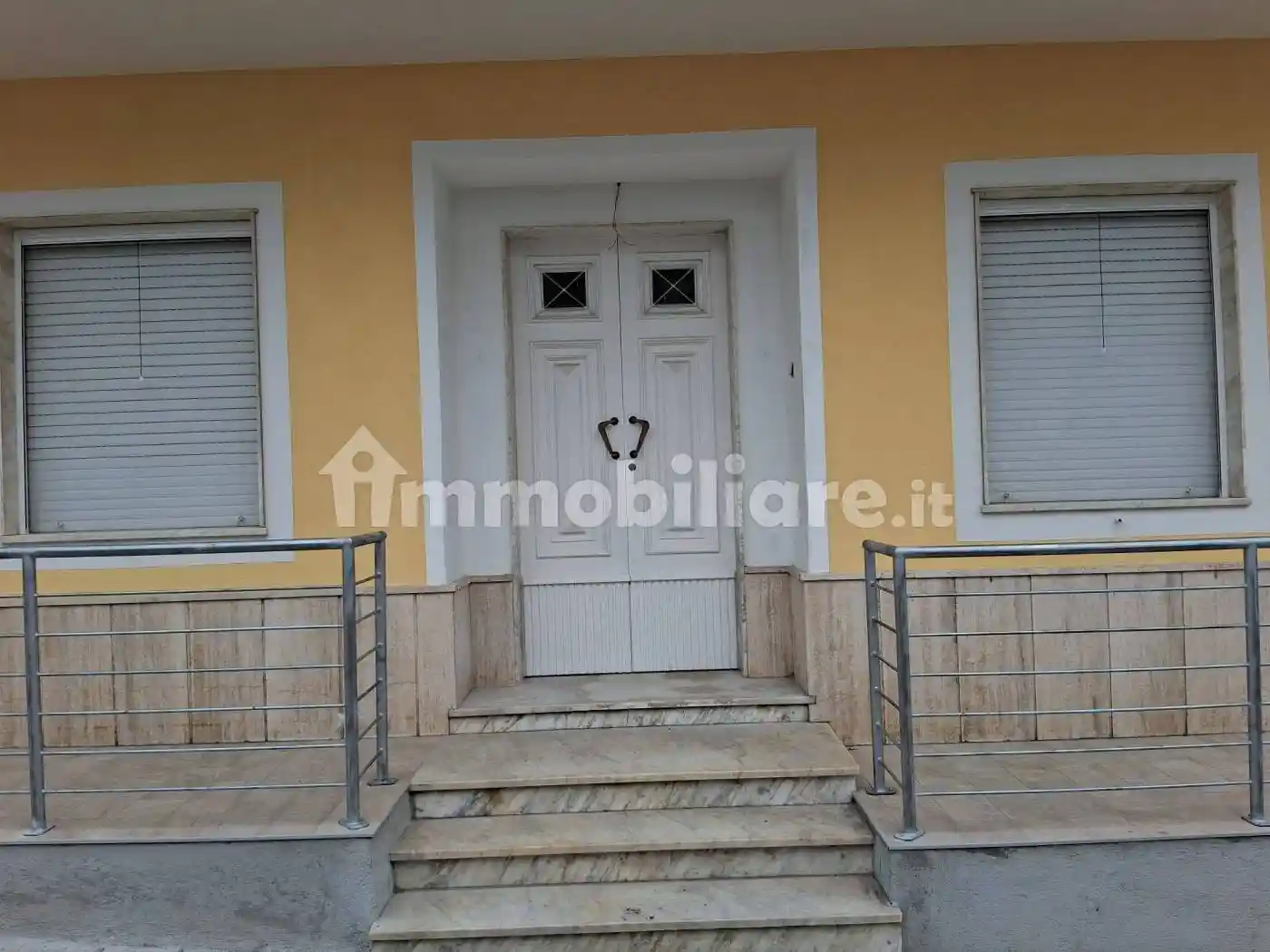 Appartamento in affitto a Roccella Ionica
