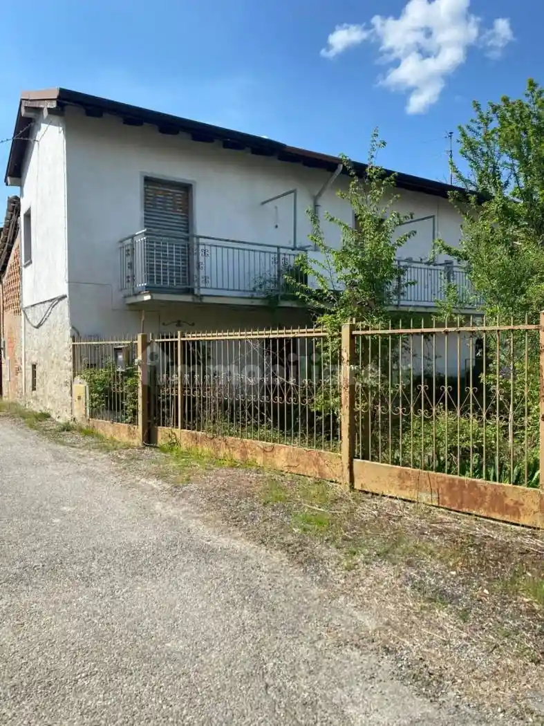 Casa indipendente in vendita a Bagnaria
