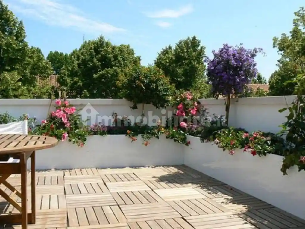 Casa indipendente in vendita a Firenze