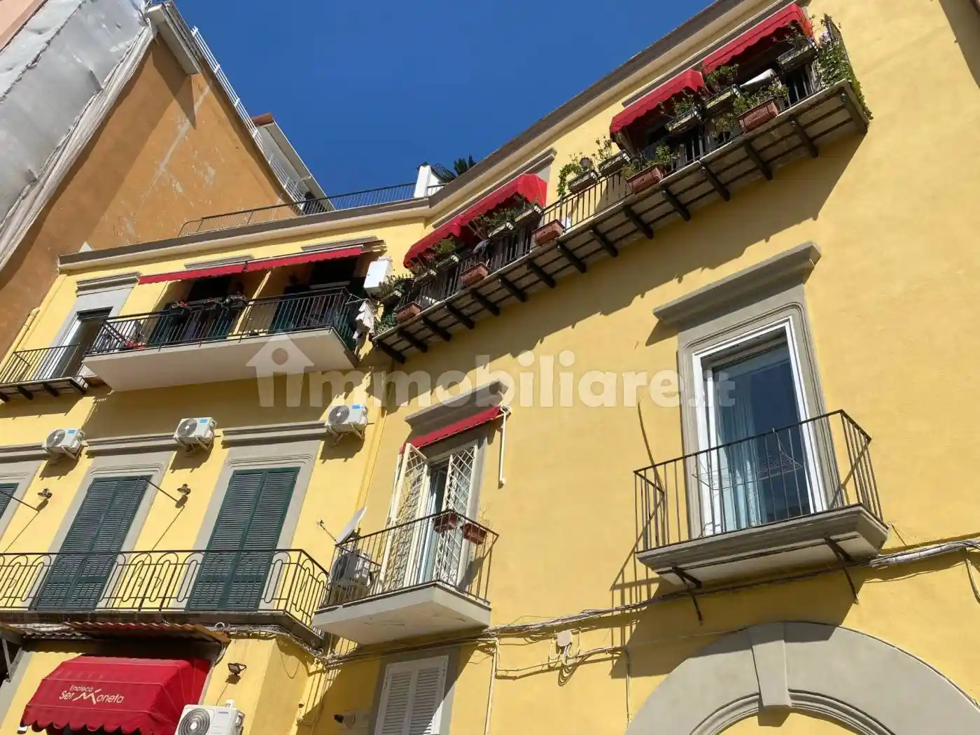 Appartamento in affitto a Napoli