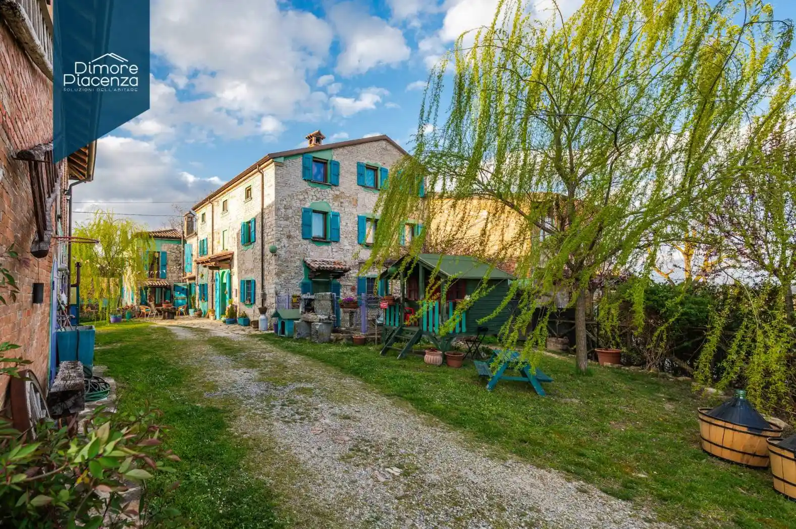 Rustico - Casale in vendita a Piozzano