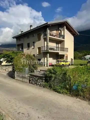 Appartamento in vendita a Faedo Valtellino