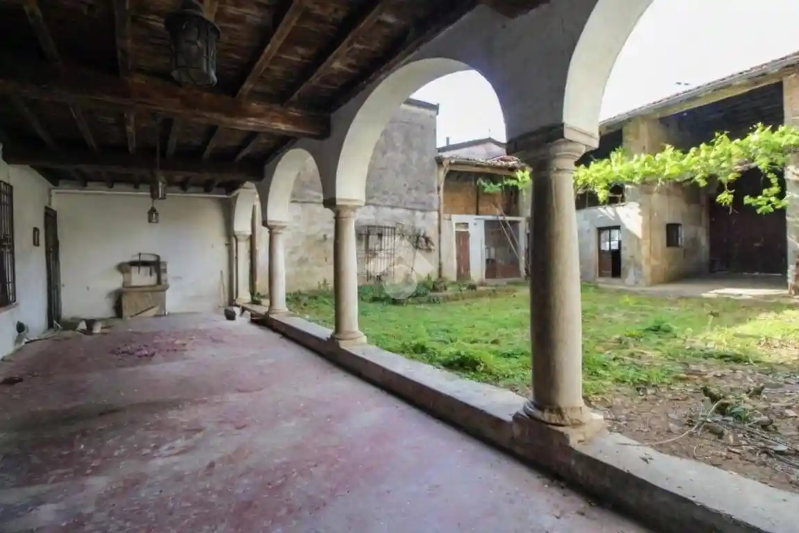 Rustico - Casale in vendita a Ghedi