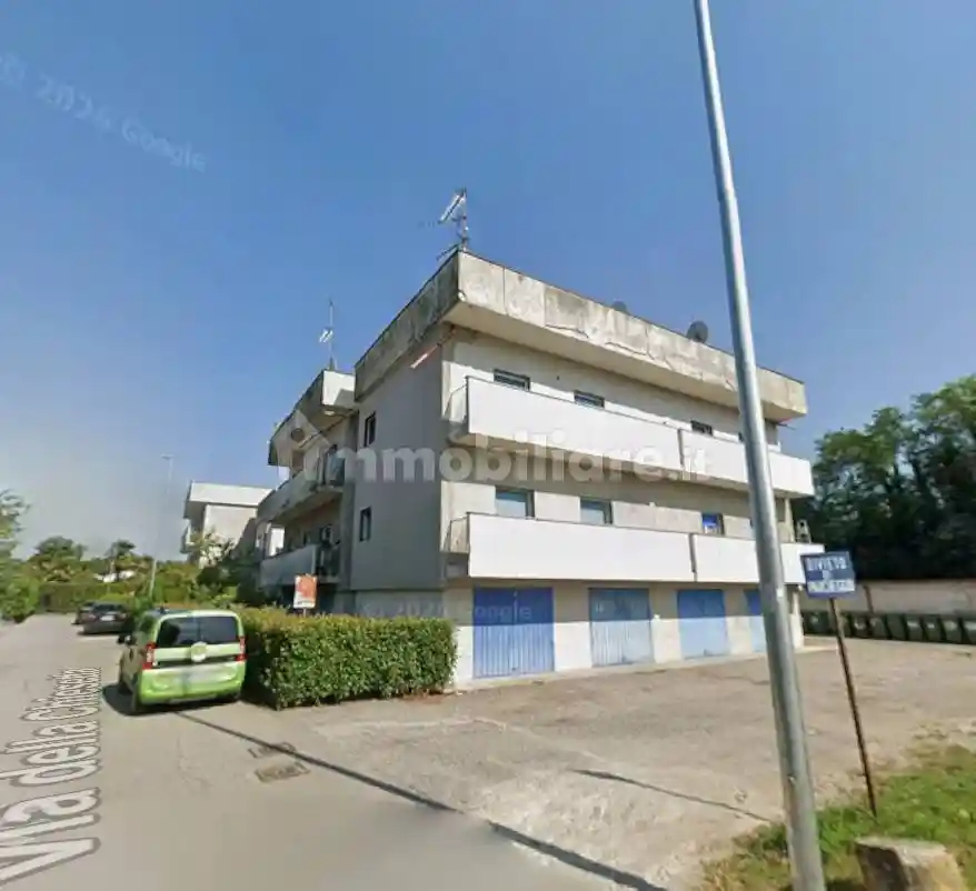 Appartamento in vendita a Castelletto Sopra Ticino