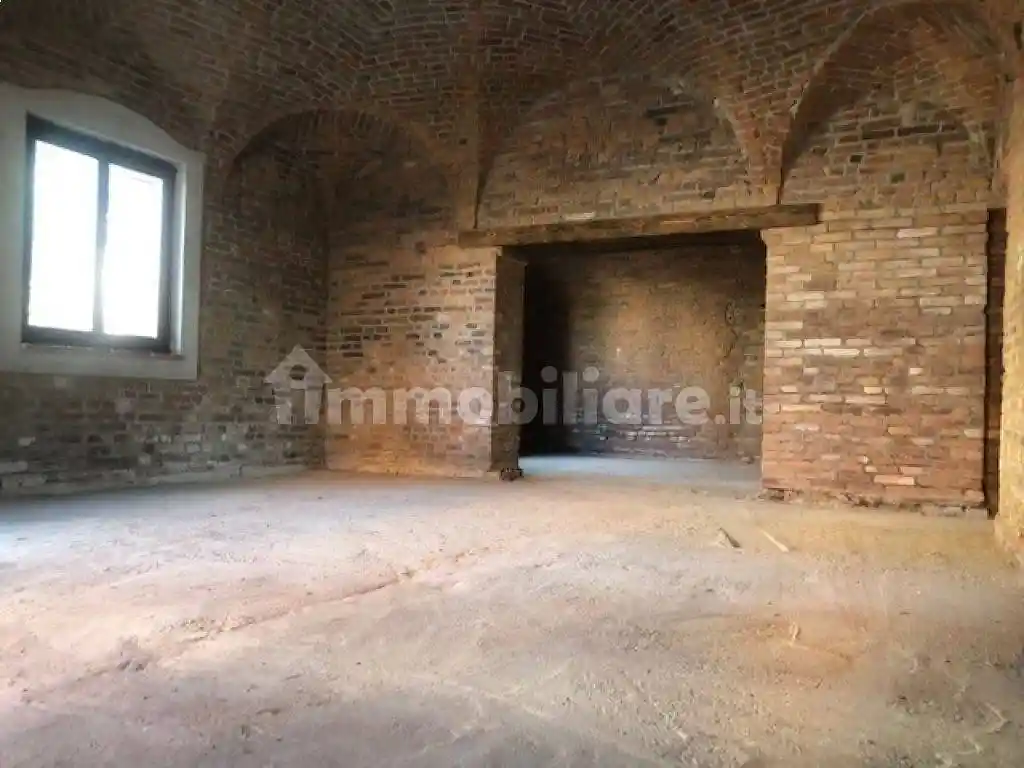 Rustico - Casale in vendita a Bertonico