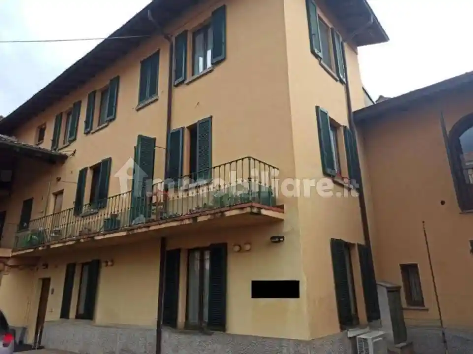 Appartamento in vendita a Longone al Segrino