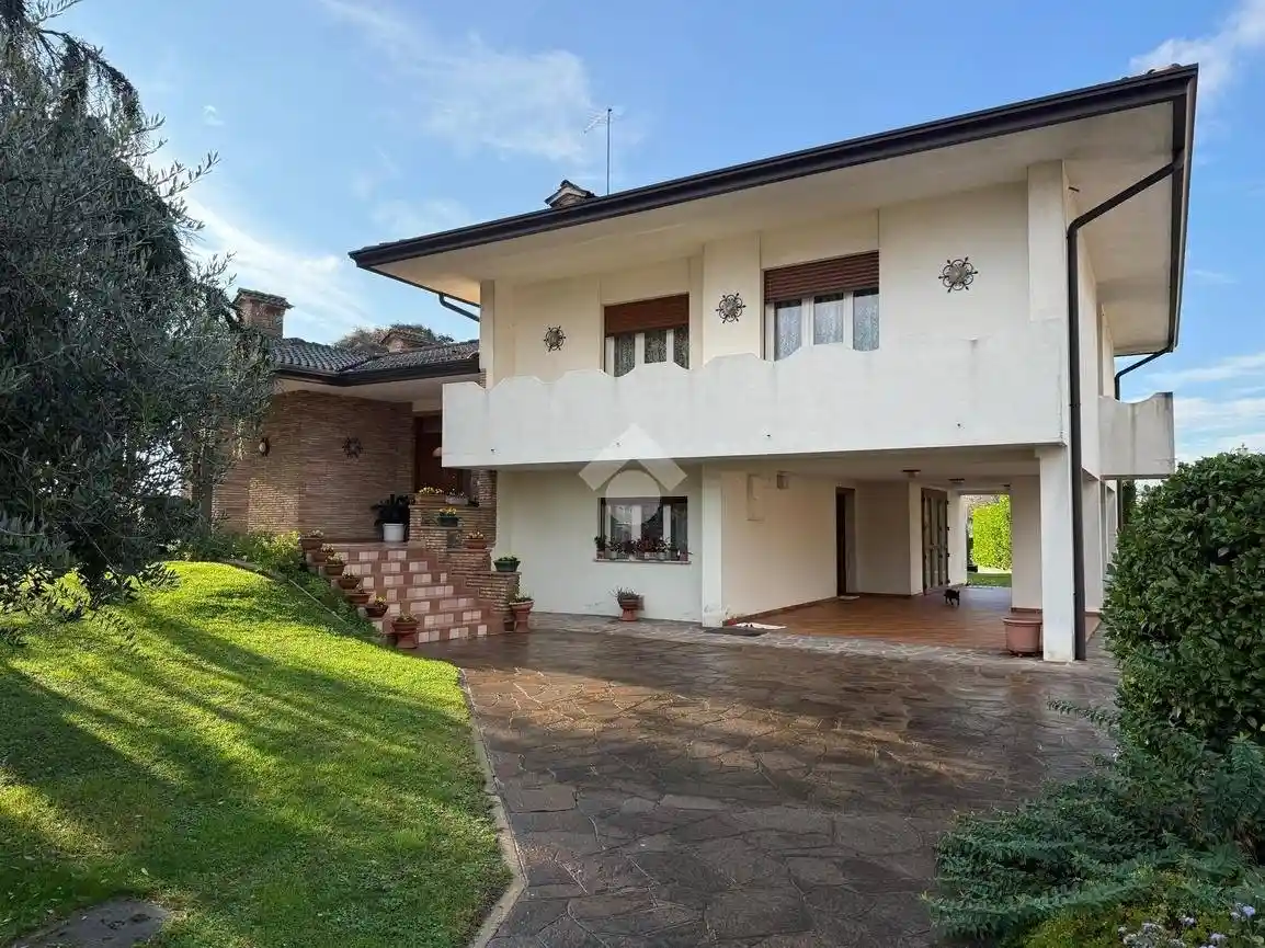 Villa in vendita a Povegliano