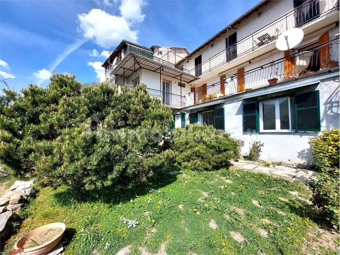 Appartamento in vendita a Rezzo