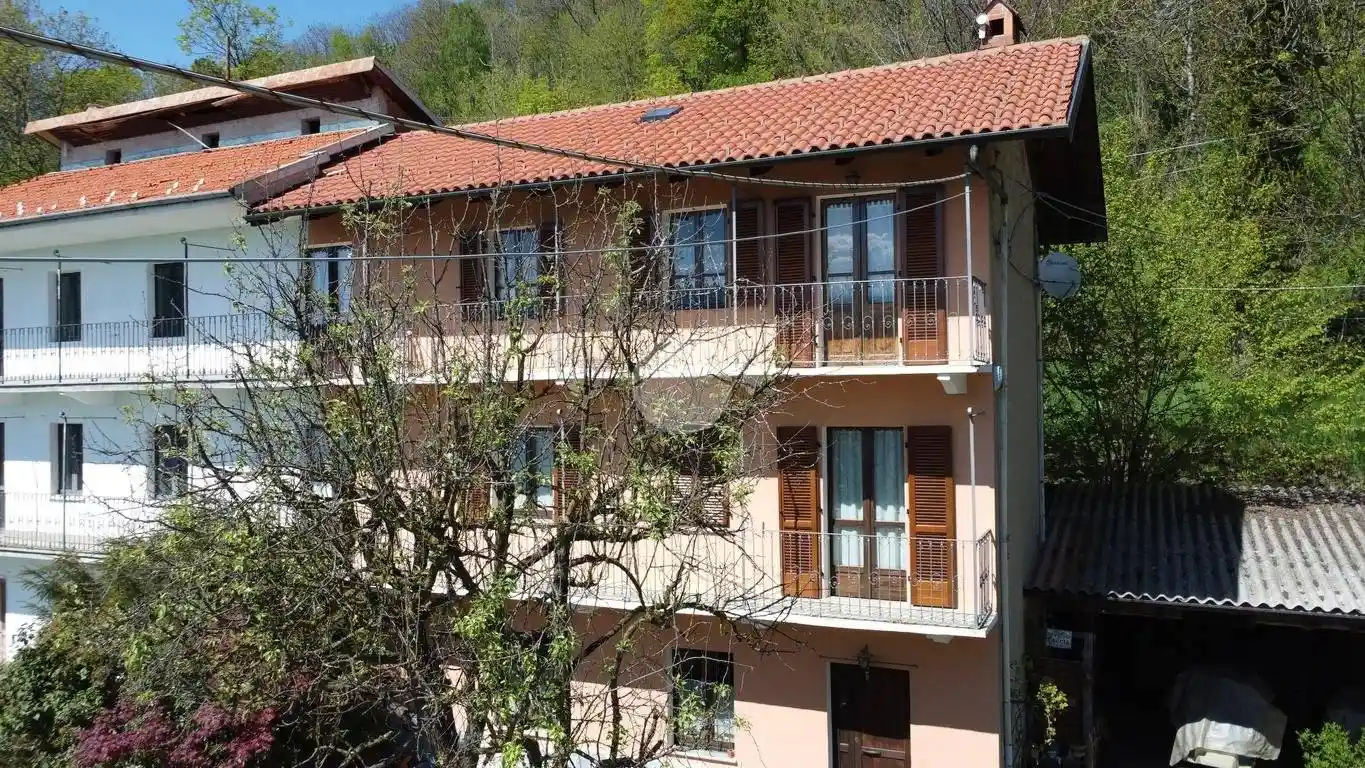 Casa indipendente in vendita a Valgioie