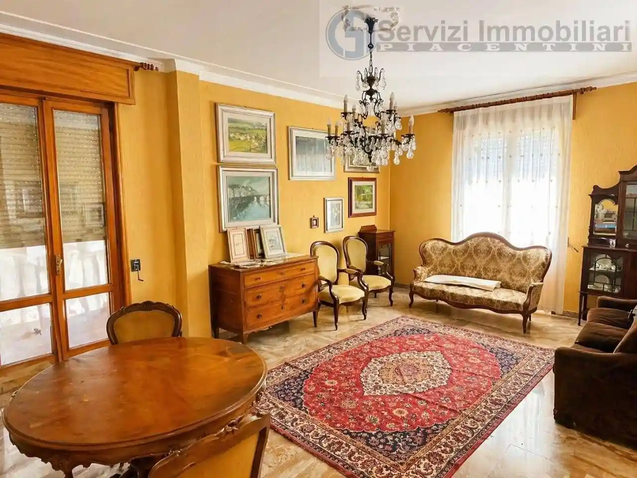 Appartamento in vendita a Piacenza