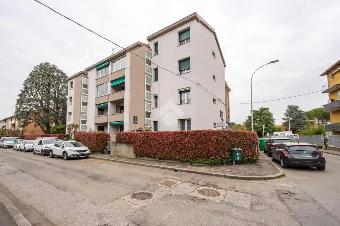 Appartamento in vendita a Zola Predosa