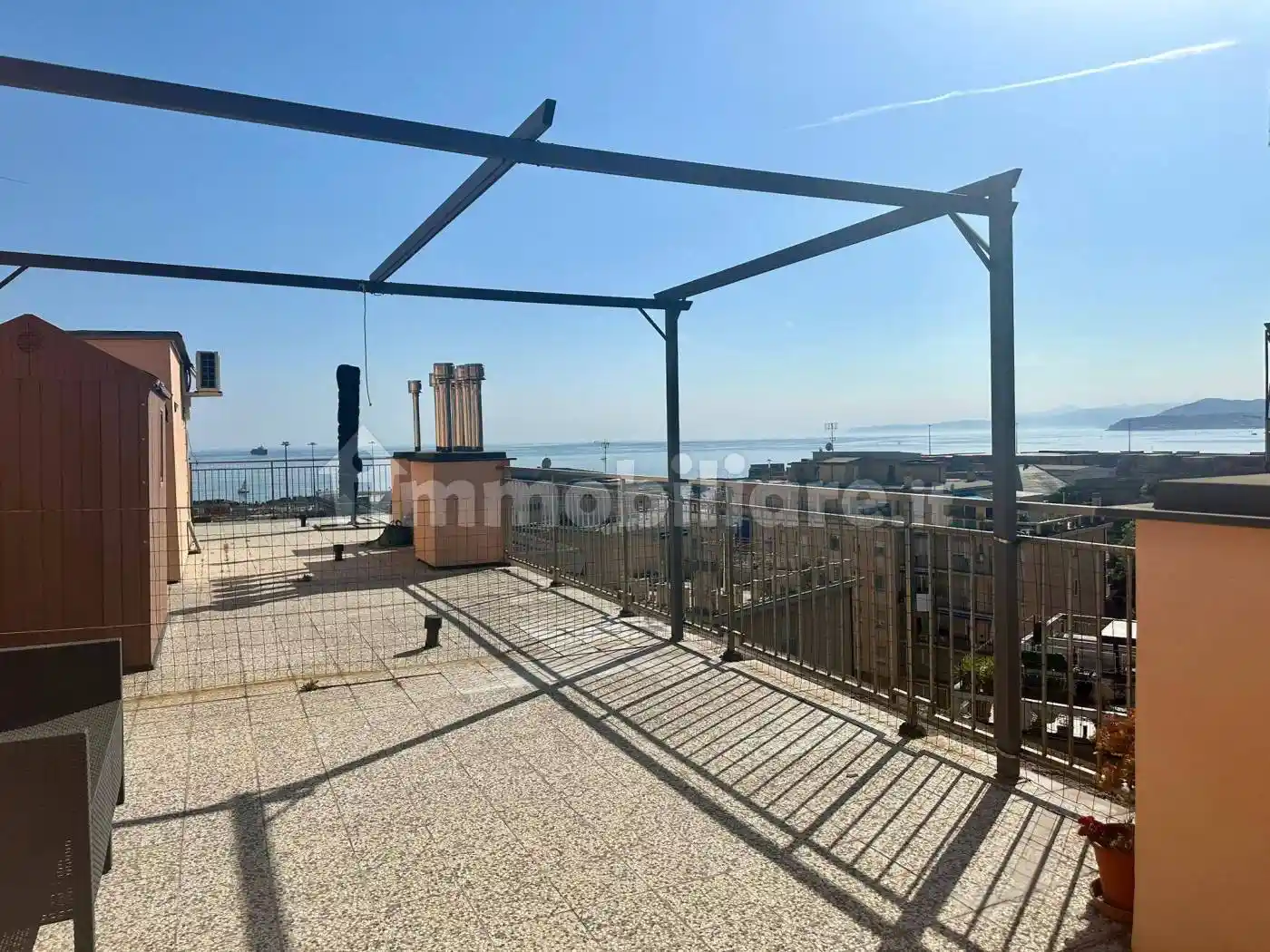 Appartamento in vendita a Genova